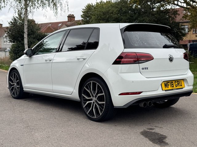 2018 VOLKSWAGEN GOLF - Photo 6