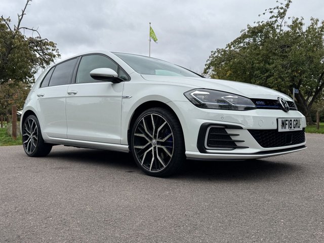 2018 VOLKSWAGEN GOLF - Photo 11