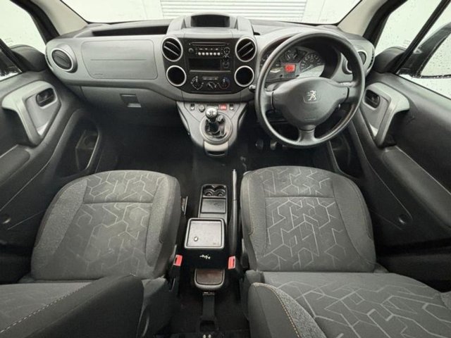 View our PEUGEOT PARTNER TEPEE