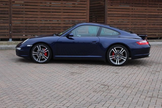 View our PORSCHE 911