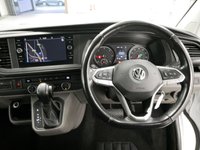 USED 2020 70 VOLKSWAGEN TRANSPORTER SHUTTLE 2.0 TDI 150 BHP LONG SE DSG AUTOMATIC 9 SEATER  9 SEATS | DSG AUTO | AIR CON | SAT NAV