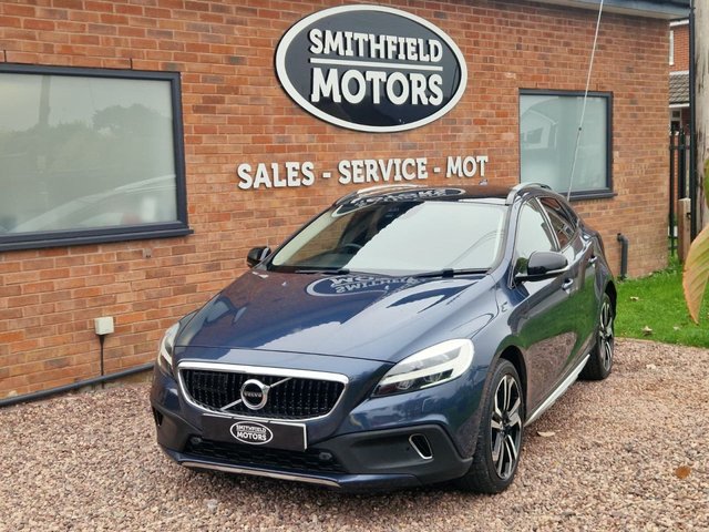 2018 18 Volvo V40 Cross Country 2.0 D3 Pro Hatchback 5dr Diesel Manual Euro 6 (s/s) (150 ps)