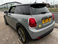 USED 2021 71 MINI Electric Hatch Cooper SE 32.6kWh Level 3 Hatchback 3dr Electric Auto (184 ps) 2 OWNERS FROM NEW* MINI SERVICE HISTORY* FULL EV* AUTOMATIC* SAT NAV* PANORAMIC ROOF* FULL LEATHER* HEATED SEATS* ECO  / SPORT MODE* SPEED / COLLISION ASSIST* TRACTION CONTROL* ELECTRIC HANDBRAKE
