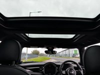 USED 2021 71 MINI Electric Hatch Cooper SE 32.6kWh Level 3 Hatchback 3dr Electric Auto (184 ps) 2 OWNERS FROM NEW* MINI SERVICE HISTORY* FULL EV* AUTOMATIC* SAT NAV* PANORAMIC ROOF* FULL LEATHER* HEATED SEATS* ECO  / SPORT MODE* SPEED / COLLISION ASSIST* TRACTION CONTROL* ELECTRIC HANDBRAKE