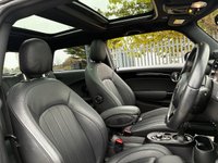 USED 2021 71 MINI Electric Hatch Cooper SE 32.6kWh Level 3 Hatchback 3dr Electric Auto (184 ps) 2 OWNERS FROM NEW* MINI SERVICE HISTORY* FULL EV* AUTOMATIC* SAT NAV* PANORAMIC ROOF* FULL LEATHER* HEATED SEATS* ECO  / SPORT MODE* SPEED / COLLISION ASSIST* TRACTION CONTROL* ELECTRIC HANDBRAKE