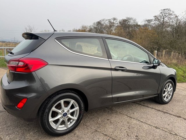 2018 Ford Fiesta 1L Zetec 3dr - Photo 6