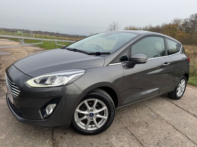 2018 Ford Fiesta 1L Zetec 3dr - Photo 3