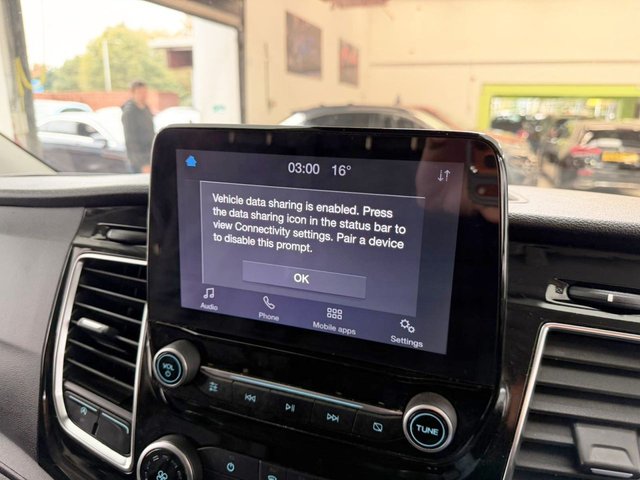 2020 Ford Transit Custom 2L Limited 5dr - Photo 9