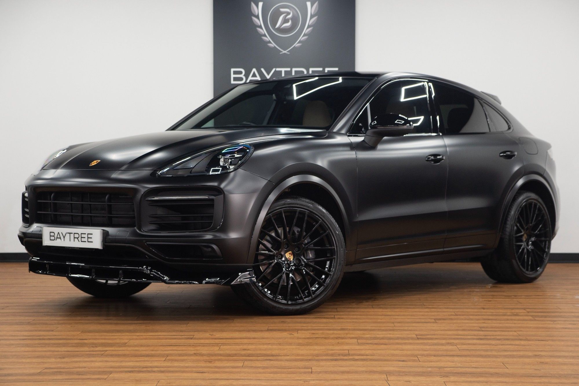 USED 2022 22 PORSCHE CAYENNE 3.0 V6 E-Hybrid 