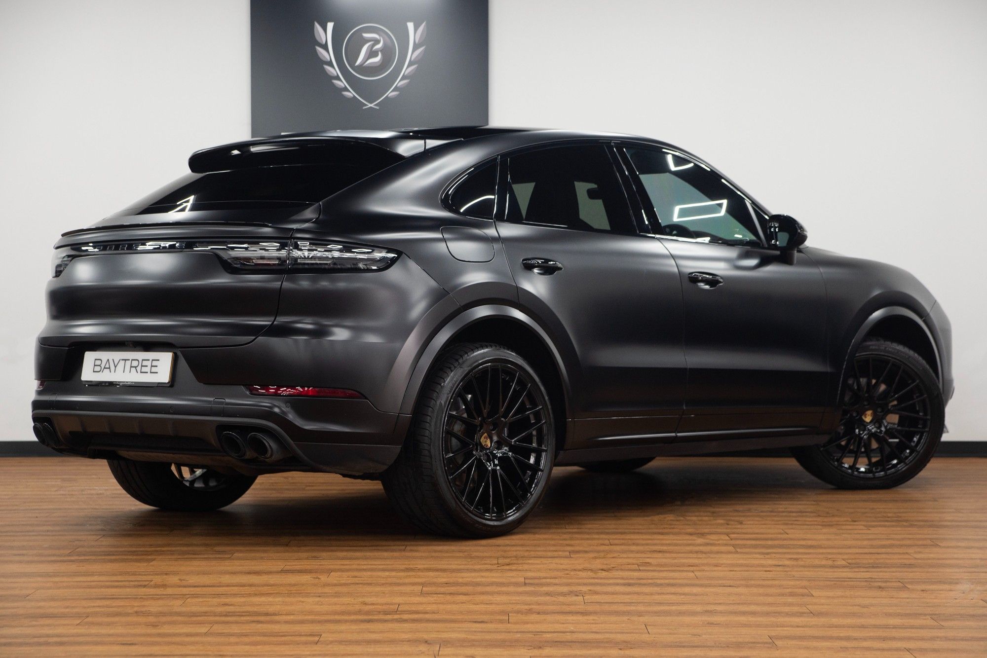USED 2022 22 PORSCHE CAYENNE 3.0 V6 E-Hybrid 