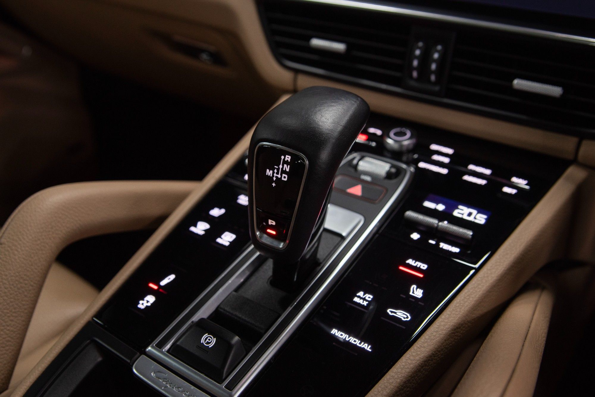 USED 2022 22 PORSCHE CAYENNE 3.0 V6 E-Hybrid 