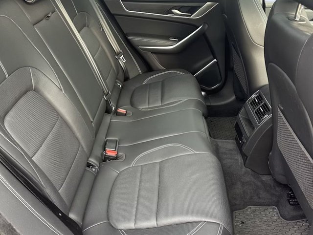 2023 JAGUAR F-PACE - Photo 3