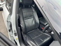 USED 2019 69 LAND ROVER RANGE ROVER EVOQUE 2.0 D180 R-Dynamic SE SUV 5dr Diesel Auto 4WD Euro 6 (s/s) (180 ps) Drives as magnificently as it looks