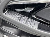 USED 2019 69 LAND ROVER RANGE ROVER EVOQUE 2.0 D180 R-Dynamic SE SUV 5dr Diesel Auto 4WD Euro 6 (s/s) (180 ps) Drives as magnificently as it looks