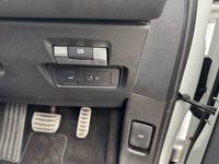 USED 2019 69 LAND ROVER RANGE ROVER EVOQUE 2.0 D180 R-Dynamic SE SUV 5dr Diesel Auto 4WD Euro 6 (s/s) (180 ps) Drives as magnificently as it looks