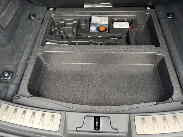 2019 Land Rover Range Rover Evoque 2L R-Dynamic Se 5dr - Photo 11