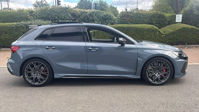 2025 AUDI RS3 2.5 TFSI Carbon Black Sportback S Tronic quattro Euro 6 (s/s) 5dr - Photo 8