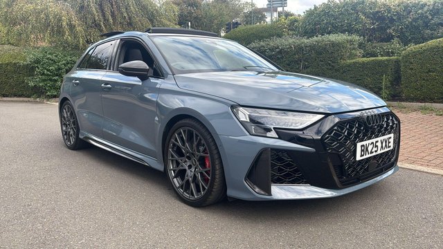 View our AUDI RS3