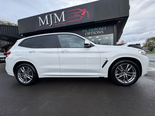 2019 BMW X3 2019 2.0 20d M Sport SUV 5dr Diesel Auto xDrive Euro 6 (s/s) (190 ps) * HUGE SPEC LIST * HEATED VERNASCA LEATHER * BMW MOBILITY SYSTEM * VIRTUAL COCKPIT * REAR CAMERA * AUTOMATIC TAILGATE * SUN PROTECTION GLAZING * 19" ALLOY WHEELS * APPLE CARPLAY * CRUISE CONTROL * ALPINE WHITE * AMBIENT LIGHTING * 10.25" DISPLAY * BLUETOOTH * LED LIGHTS * PARKING ASSISTANT * POWER FOLD MIRRORS * DAB * SAT NAV * STUNNING THROUGHOUT * - Photo 10