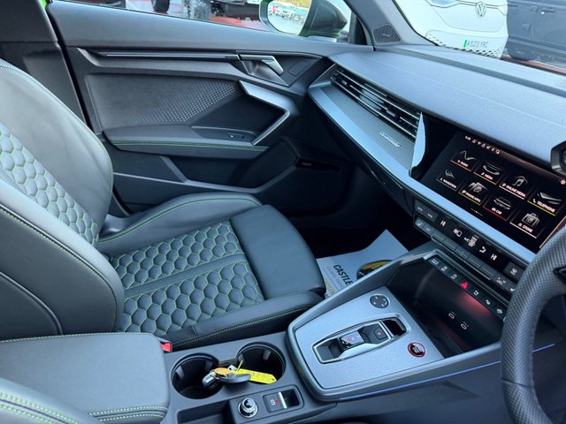 2025 Audi Rs3 2.5L Carbon Black 5dr - Photo 11