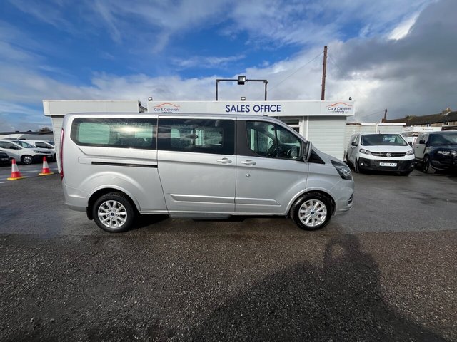 2022 Ford Tourneo Custom 2L Titanium 5dr - Photo 8