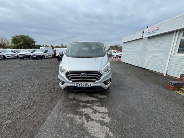 2022 Ford Tourneo Custom 2L Titanium 5dr - Photo 2