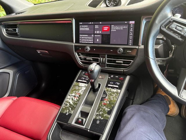 2022 PORSCHE MACAN - Photo 10