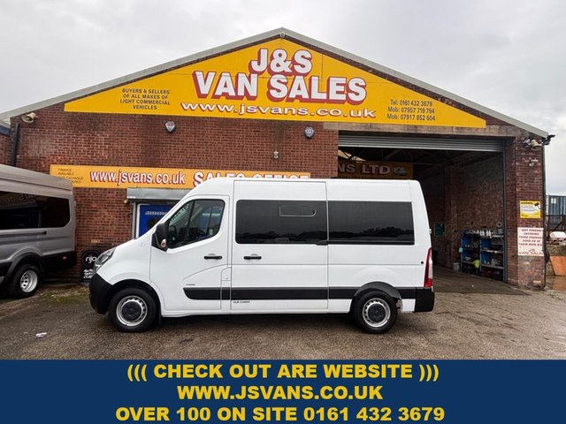 2021 VAUXHALL MOVANO £15995 + VAT Edition minibus STOCKPORT / MANCHESTER - Photo 4
