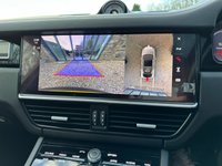 USED 2023 23 PORSCHE CAYENNE 3.0 V6 E-Hybrid 17.9kWh Platinum Edition Coupe 5dr Petrol Plug-in Hybrid TiptronicS 4WD Euro 6 (s/s) (3.6kW Charger) (462 ps) AIR SUSPENSION/22 IN SPIDER ALLOYS