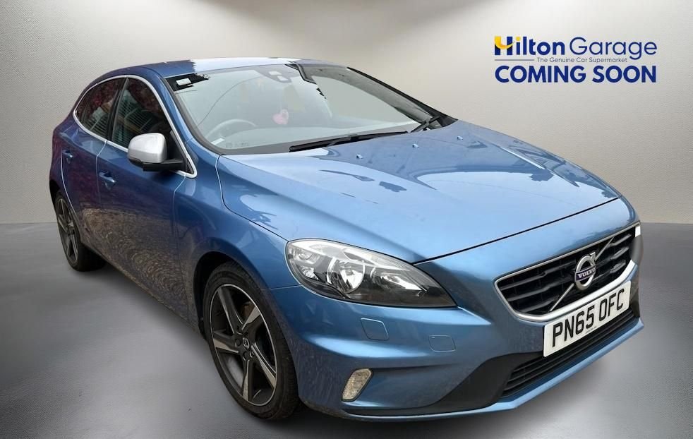 View our VOLVO V40