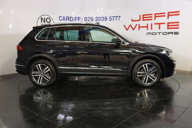 2023 VOLKSWAGEN TIGUAN 1.4 TSI 13kWh Elegance 5dr DSG (PAN ROOF, APPLE CAR PLAY) - Photo 6