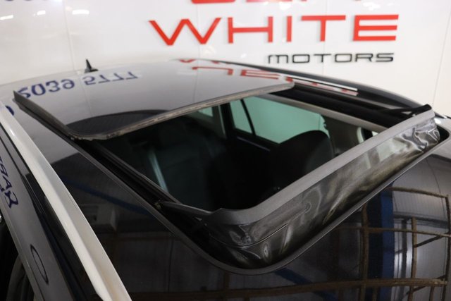 2023 VOLKSWAGEN TIGUAN 1.4 TSI 13kWh Elegance 5dr DSG (PAN ROOF, APPLE CAR PLAY) - Photo 2