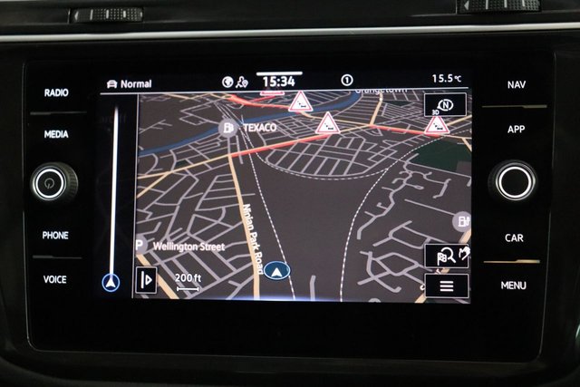 2023 VOLKSWAGEN TIGUAN 1.4 TSI 13kWh Elegance 5dr DSG (PAN ROOF, APPLE CAR PLAY) - Photo 11