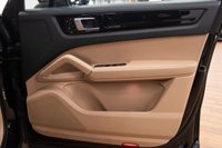 USED 2019 03 PORSCHE CAYENNE 3.0T V6 Tiptronic S 