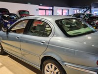USED 2001 51 JAGUAR X-TYPE 2.5 V6 SE Saloon 4dr Petrol Automatic (AWD) (244 g/km, 194 bhp) Full service his 19 in total!!