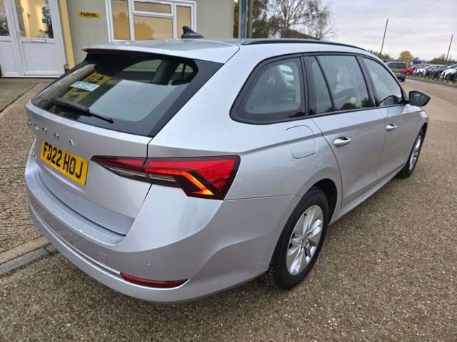 2022 SKODA OCTAVIA 1.5 TSI ACT SE Technology Estate 5dr Petrol Manual Euro 6 (s/s) (150 ps) - Photo 9