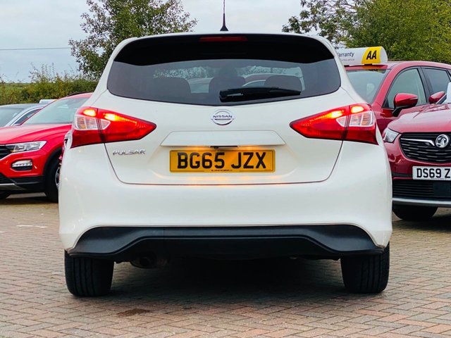 2015 Nissan Pulsar 1.2L N-Tec 5dr - Photo 9