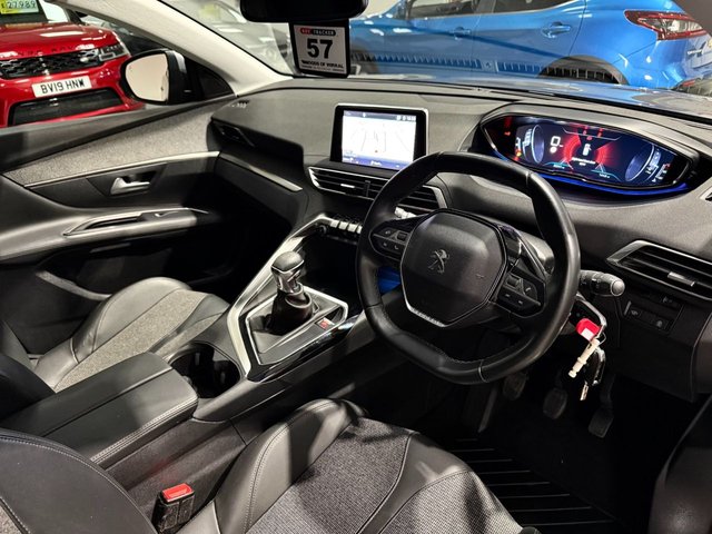 View our PEUGEOT 3008