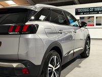 USED 2020 70 PEUGEOT 3008 1.2 PureTech Allure SUV 5dr Petrol Manual Euro 6 (s/s) (130 ps) 18"S+SAT NAV+F/R PARK+CAR PLAY