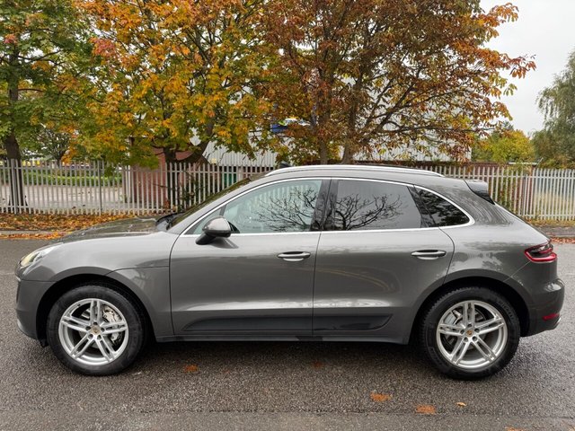 2015 Porsche Macan 3L S 5dr - Photo 4