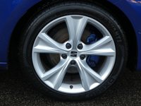 USED 2021 71 SEAT LEON 1.0 TSI EVO FR 5d 110 S/S 1 OWNER, FULL SERVICE HISTORY, SAT NAV, DIGITAL COCKPIT, 17 INCH ALLOYS, APPLE CARPLAY / ANDROID AUTO, PART LEATHER, PARK PILOT FRONT/REAR & SIDE, PARK ASSIST, DAB RADIO, BLUETOOTH, CRUISE CONTROL & SPEED LIMITER, LANE ASSIST, WIRELESS PHONE CHARGER, DRIVE PROFILE, 3 ZONE CLIMATE CONTROL, MANUAL 6 SPEED, FULL LED HEADLIGHTS WITH DAYTIME RUNNING LIGHTS, FLAT BOTTOM MFSW, POWER FOLDING MIRRORS, AUTO LIGHTS & WIPERS, VOICE CONTROL, AMBIENT LIGHTING, KEYLESS START