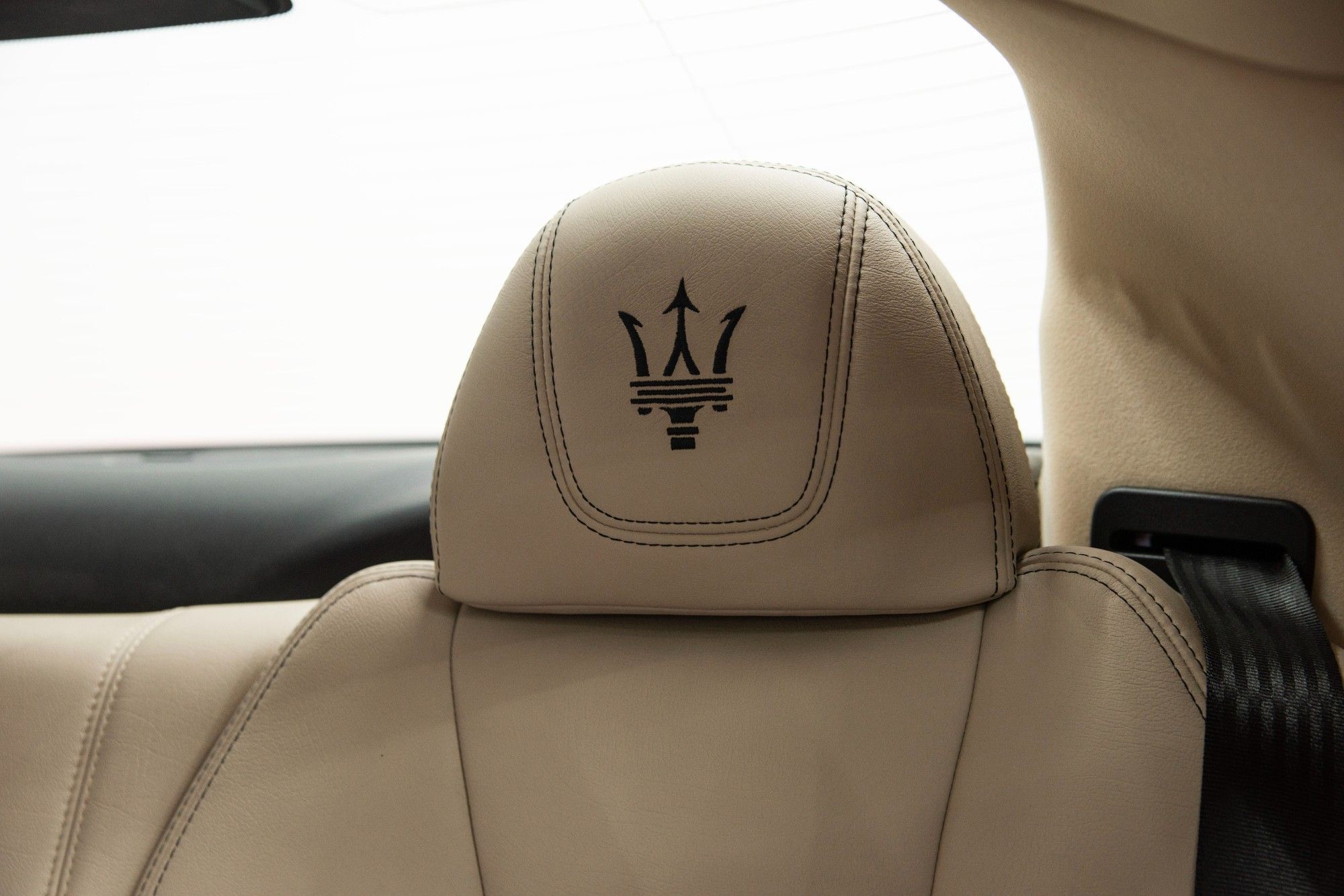 USED 2016 C MASERATI GRANTURISMO 4.7 V8 Sport 