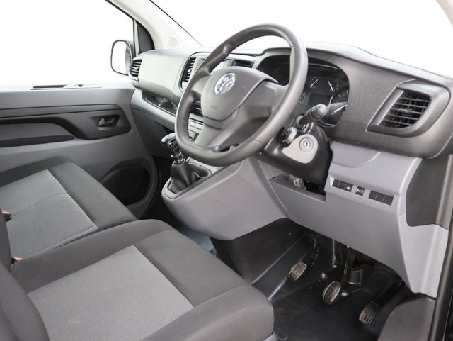 2021 Vauxhall Vivaro Life 1.5L Edition M 5dr - Photo 10