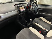 USED 2016 16 PEUGEOT 108 1.2 PureTech Allure Top! 5dr Petrol Manual Euro 6 (82 ps) FSH+REAR CAM+BLUETOOTH+SUNROOF