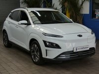 USED 2021 71 HYUNDAI KONA 64kWh Premium SUV 5dr Electric Auto (10.5kW Charger) (204 ps) SAT NAV HEATED SEATS CRUISE CONTROL REAR VIEW CAMERA PARKING SENSORS 1 OWNER EXCELLENT SERVICE HISTORY HYUNDAI WARRANTY TILL SEPT 2026