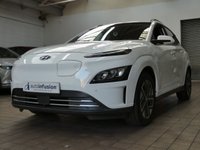 USED 2021 71 HYUNDAI KONA 64kWh Premium SUV 5dr Electric Auto (10.5kW Charger) (204 ps) SAT NAV HEATED SEATS CRUISE CONTROL REAR VIEW CAMERA PARKING SENSORS 1 OWNER EXCELLENT SERVICE HISTORY HYUNDAI WARRANTY TILL SEPT 2026