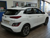 USED 2021 71 HYUNDAI KONA 64kWh Premium SUV 5dr Electric Auto (10.5kW Charger) (204 ps) SAT NAV HEATED SEATS CRUISE CONTROL REAR VIEW CAMERA PARKING SENSORS 1 OWNER EXCELLENT SERVICE HISTORY HYUNDAI WARRANTY TILL SEPT 2026
