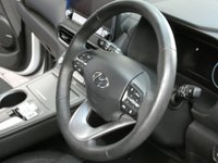 USED 2021 71 HYUNDAI KONA 64kWh Premium SUV 5dr Electric Auto (10.5kW Charger) (204 ps) SAT NAV HEATED SEATS CRUISE CONTROL REAR VIEW CAMERA PARKING SENSORS 1 OWNER EXCELLENT SERVICE HISTORY HYUNDAI WARRANTY TILL SEPT 2026