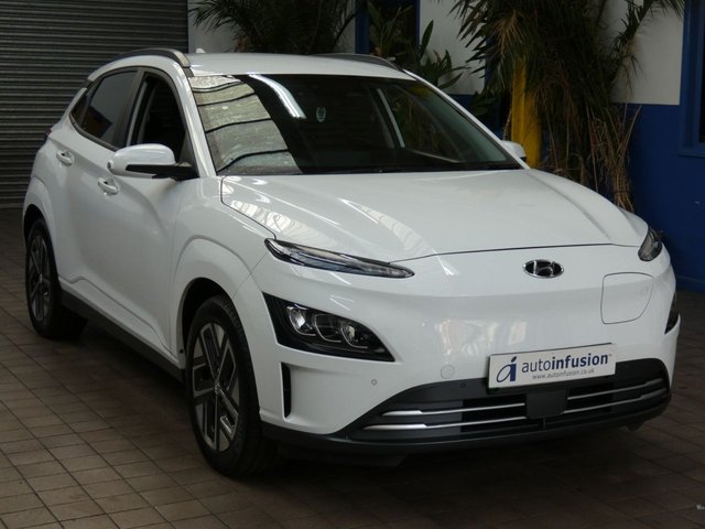2021 71 Hyundai Kona 64kWh Premium SUV 5dr Electric Auto (10.5kW Charger) (204 ps)