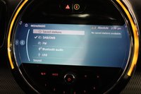 USED 2022 72 MINI COUNTRYMAN 1.5 10kWh Cooper SE Exclusive 5dr Auto ALL4 (PREMIUM PLUS PACK) 